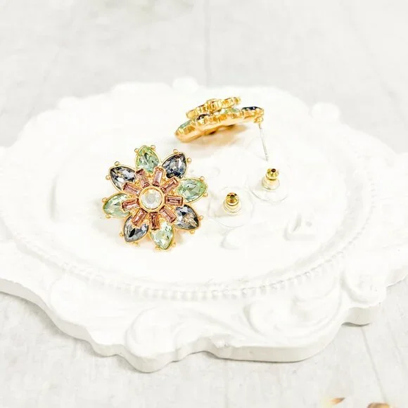 Multi color earrings, Multi color flower stud, Bridal multi color earrings, Gift - Picture 5 of 7